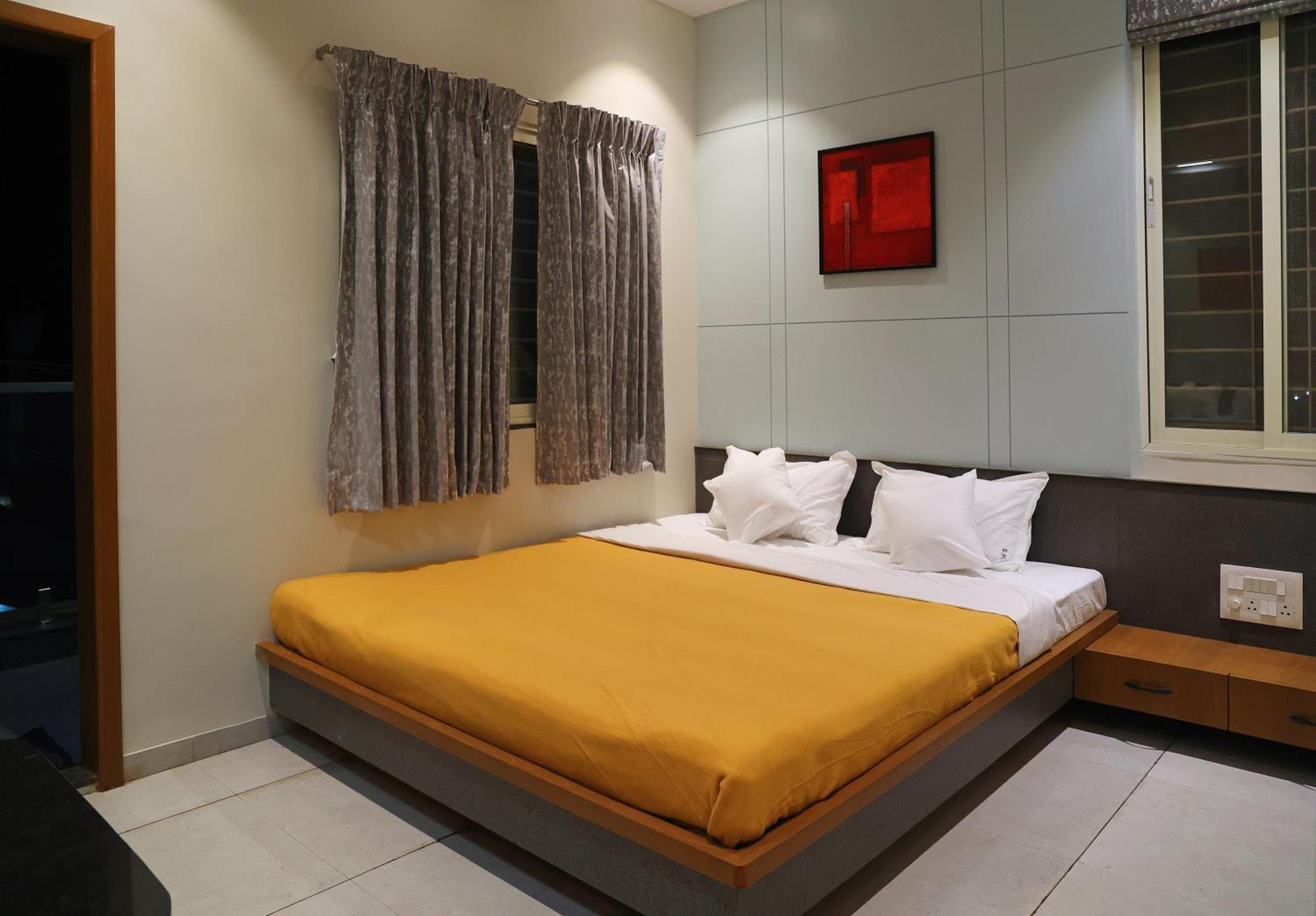 Sumadhu Homes -family Apartment *