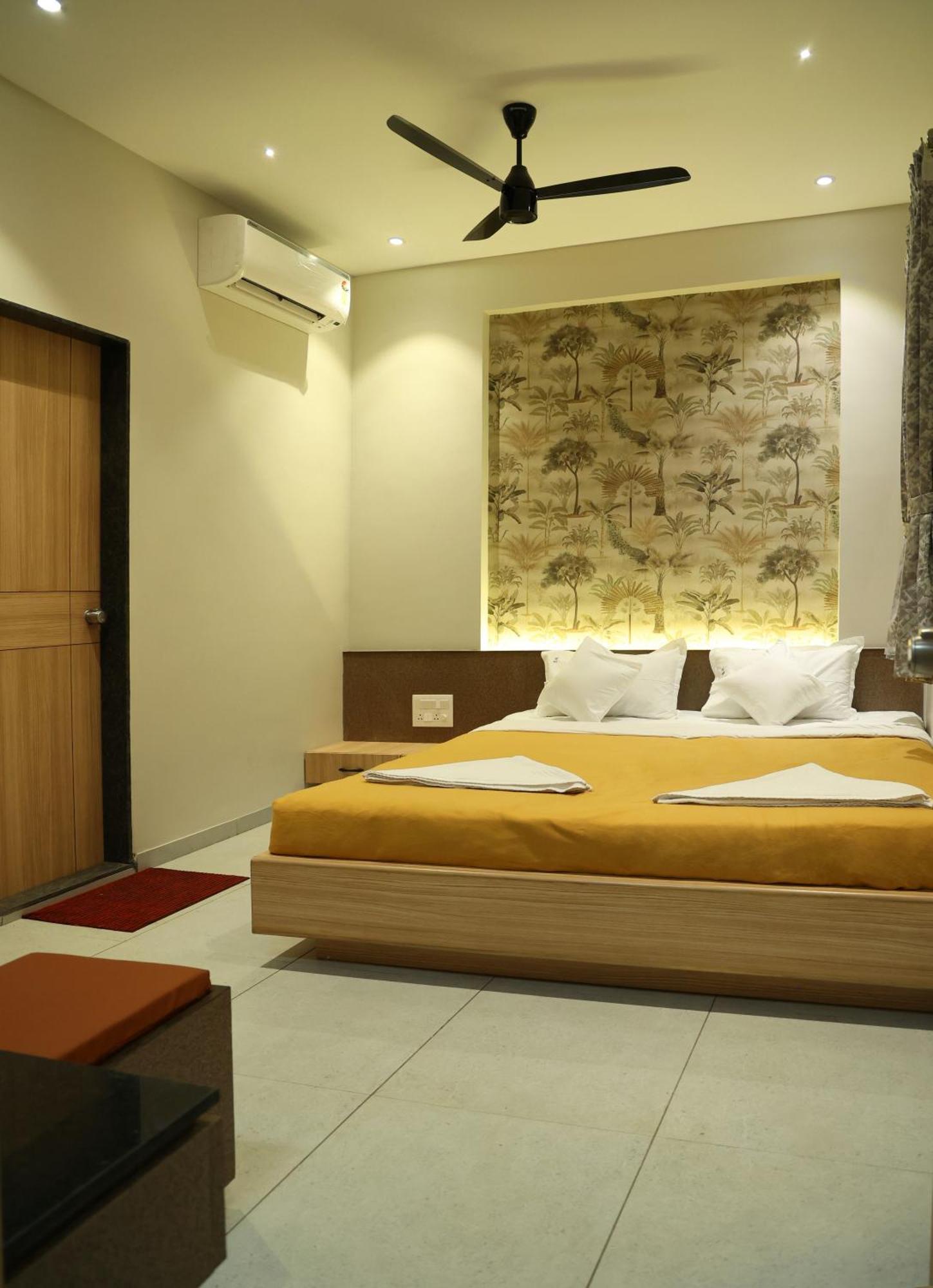 Apartment Sumadhu Homes -family Kolhapur